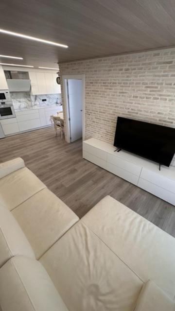 Fantastic Larimar New Apartment Salou Buitenkant foto