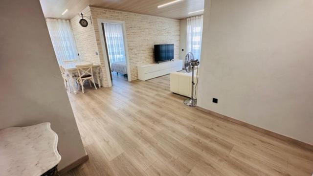 Fantastic Larimar New Apartment Salou Buitenkant foto