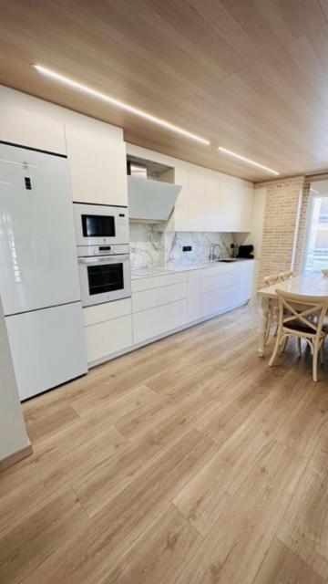 Fantastic Larimar New Apartment Salou Buitenkant foto